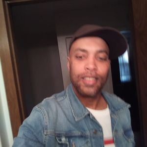 Meet your Posher, Marc